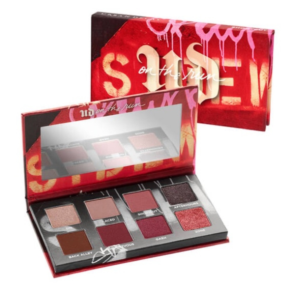 Urban Decay mini eyeshadow palette
